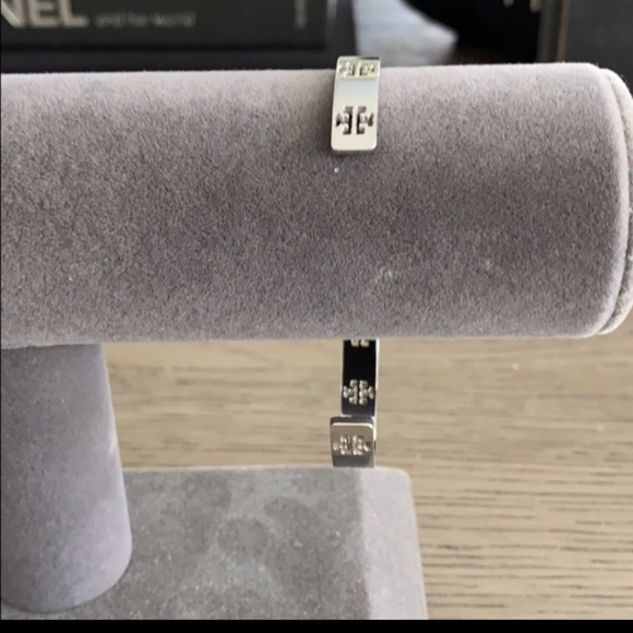 Tory Burch Cuff - Picture 5 of 10